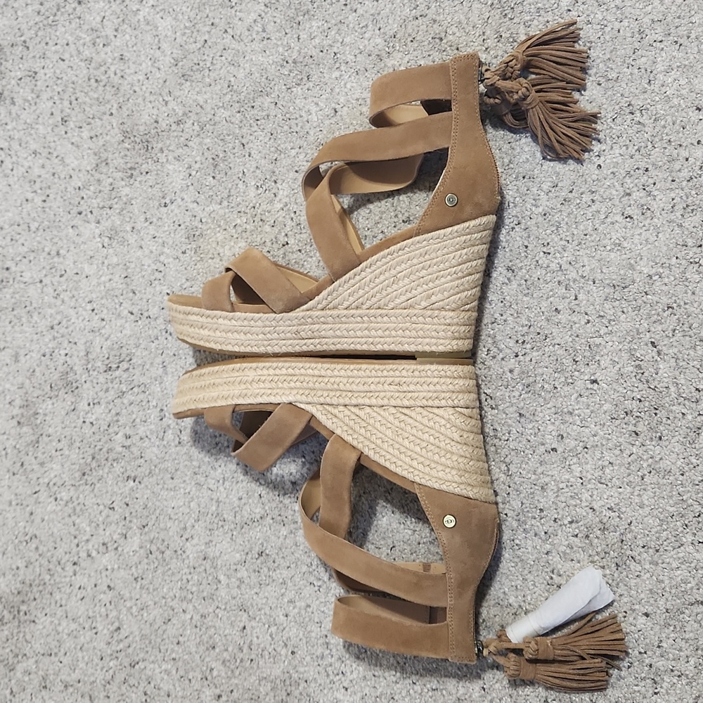 New Without Box Ugg Raquel Platform Espadrille Sa… - image 8